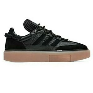 Ivy Park SUPERSLEEK 72